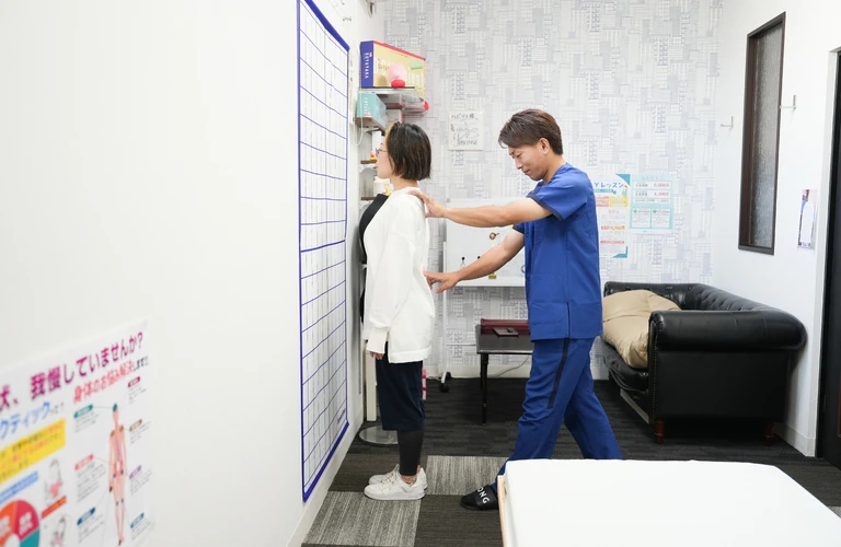 腰痛の改善は姿勢と自律神経から！北名古屋市の整体で新たな自分を見つけよう！